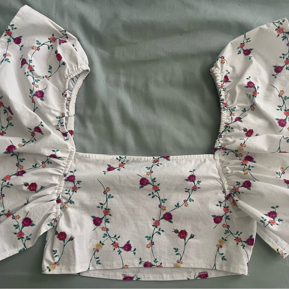 Zara White Floral Puff Sleeve Blouse